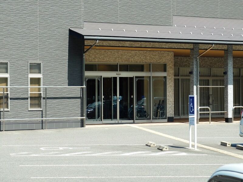 シティホールけたか 入口
