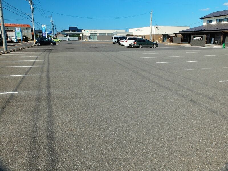 あらしま会館 駐車場
