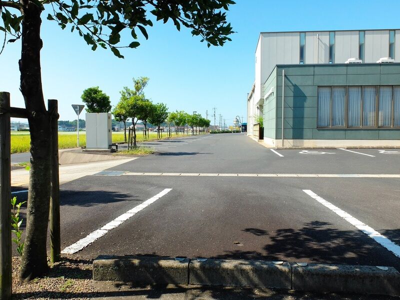 メモリア河南 駐車場2