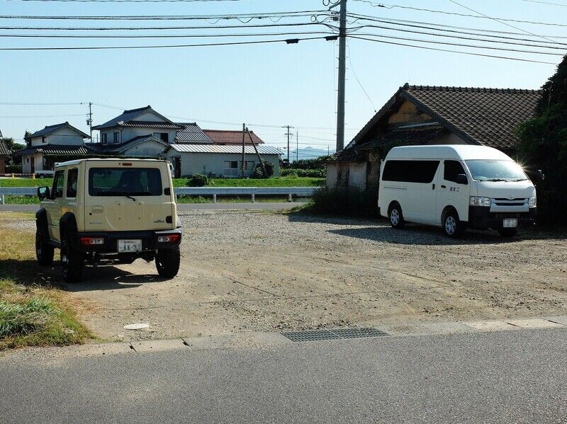 栄徳葬祭会館 駐車場1
