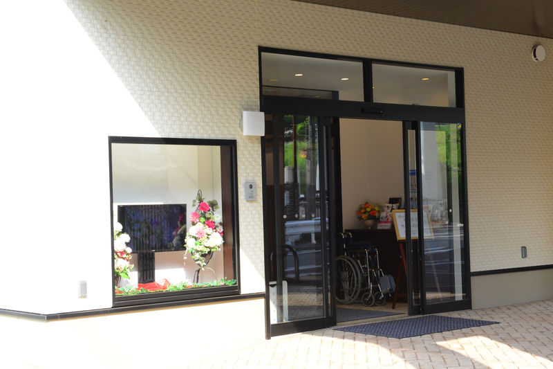京王メモリアル多摩センター 入り口