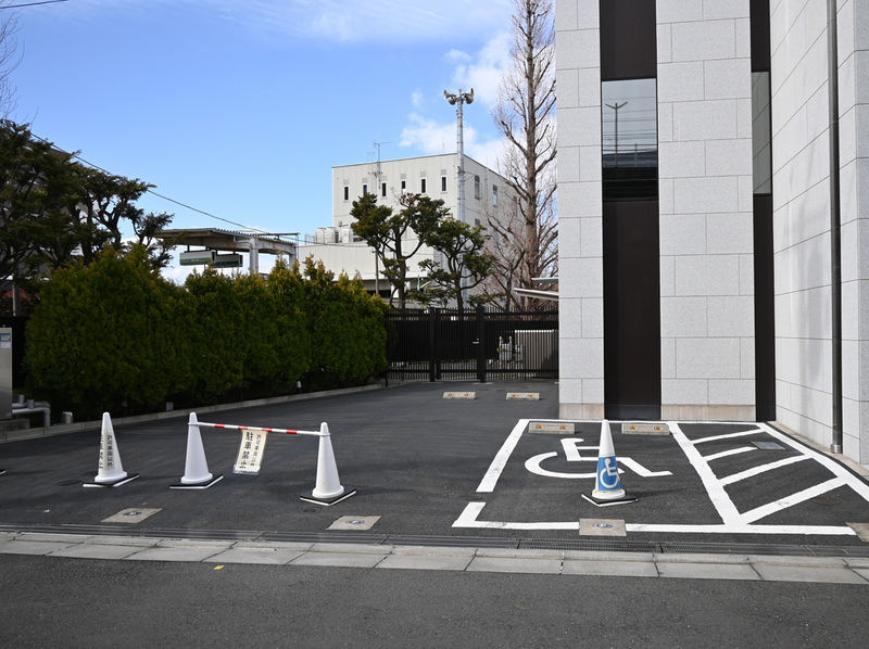 ゆいの御廟 駐車場