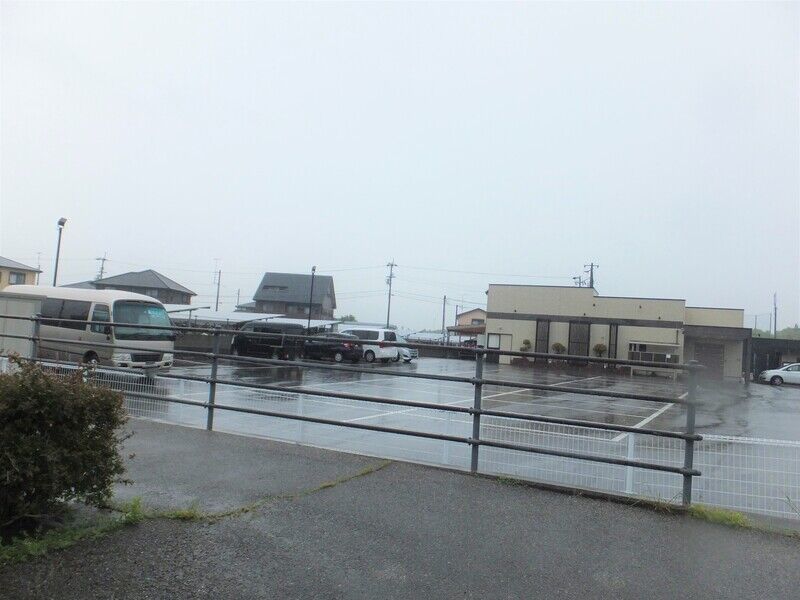音信ホール那賀川 駐車場1