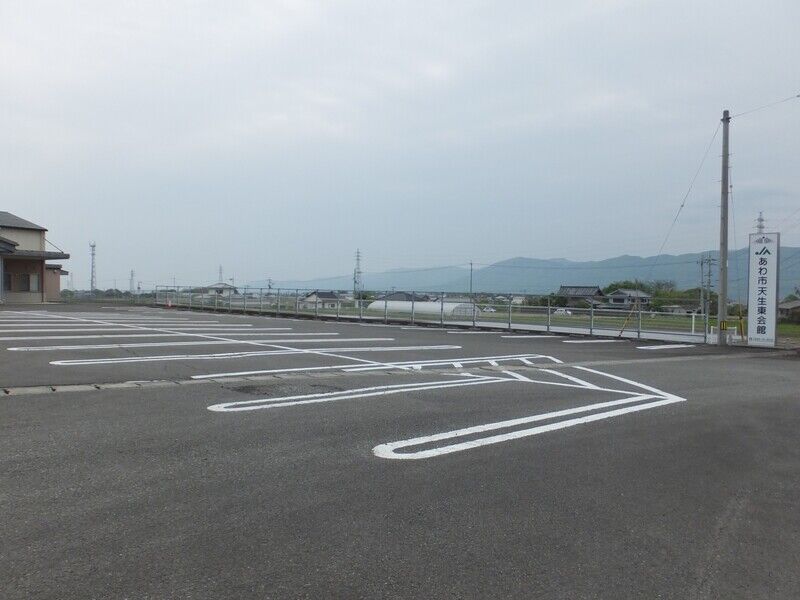 天生東会館 駐車場１