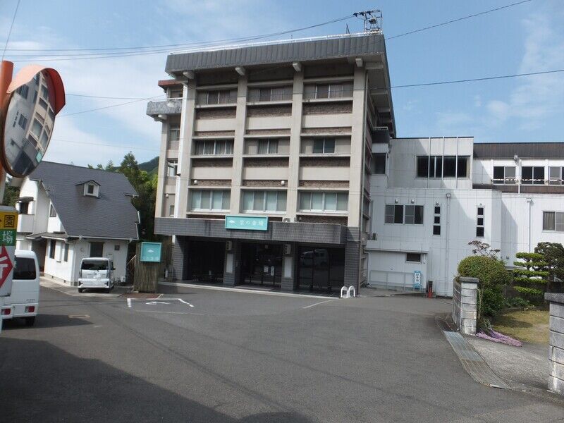空の斎場 外観１