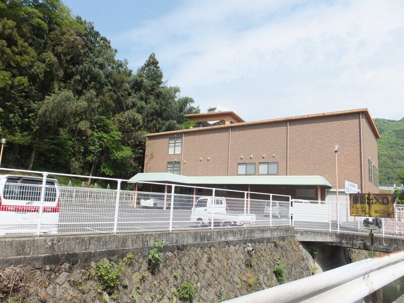 県西シティホール 外観２