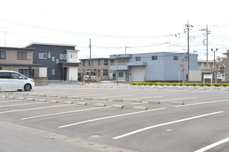 さがみ典礼 佐野大橋 駐車場