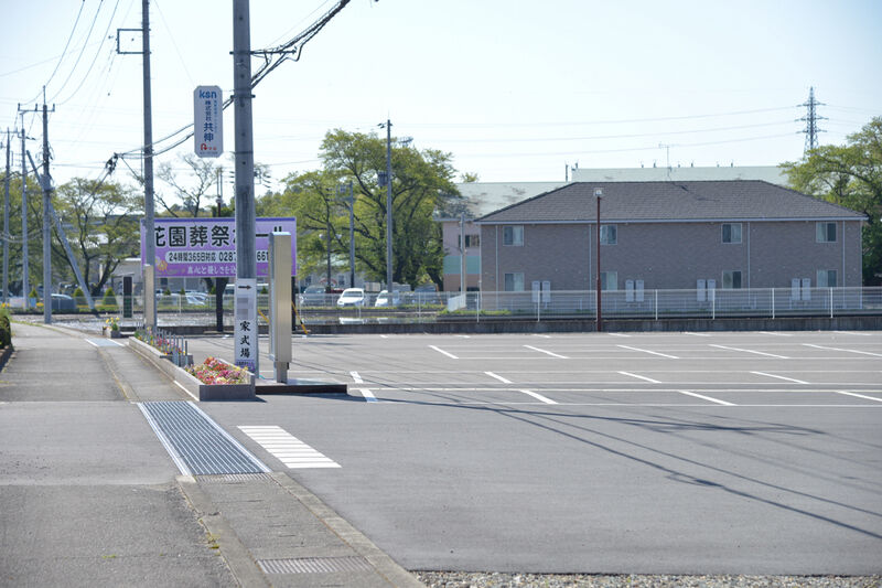 花園葬祭ホール 入り口
