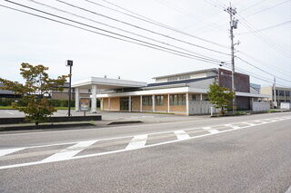 セレミューズ中田