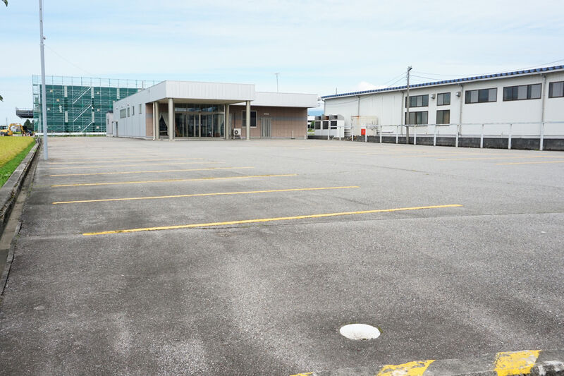 総合斎苑いずみ会館 駐車場