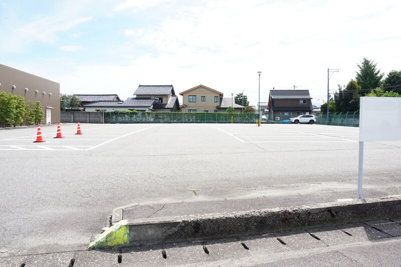みどり会館 駐車場