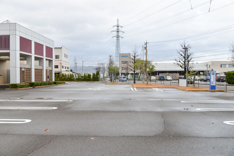 アスピカホール森田 駐車場