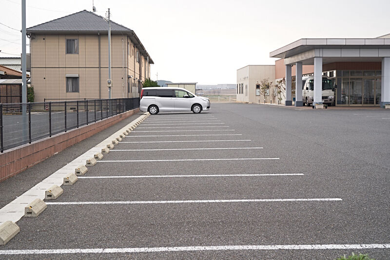 メモリーホール四季 駐車場1