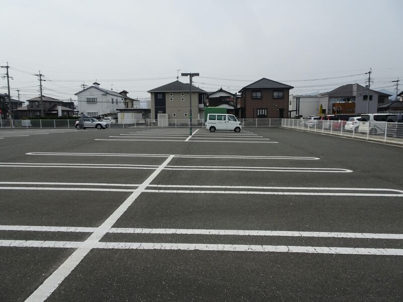 フューネラルフォール山河 駐車場２