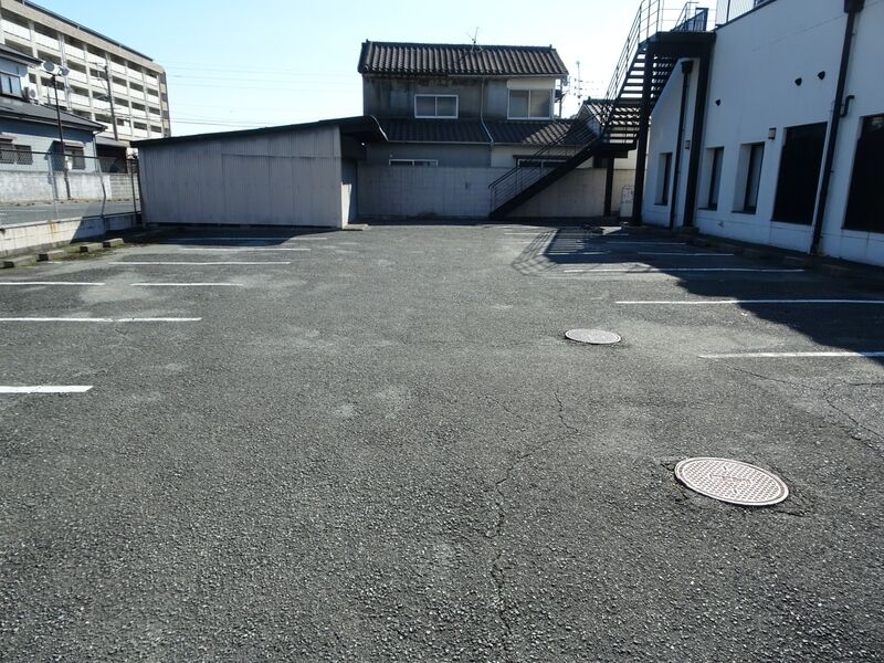 フェニックスホール四ツ山玉泉院 駐車場２
