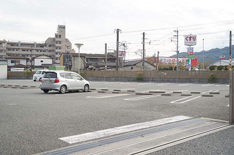 やすらぎ会館二日市斎場 駐車場1