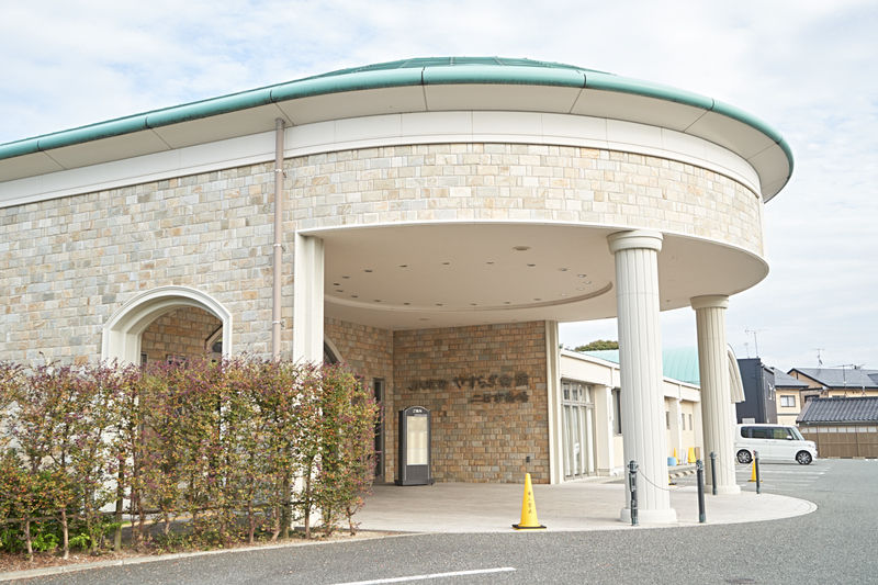 やすらぎ会館二日市斎場 外観2