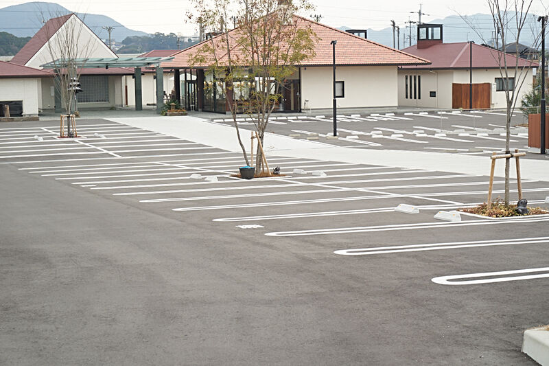 飯塚本社斎場 駐車場1
