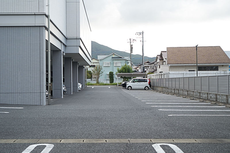 橋本典礼会館 駐車場1