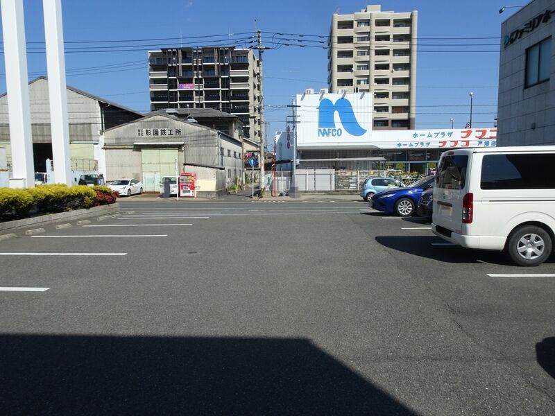 戸畑典礼会館 駐車場２