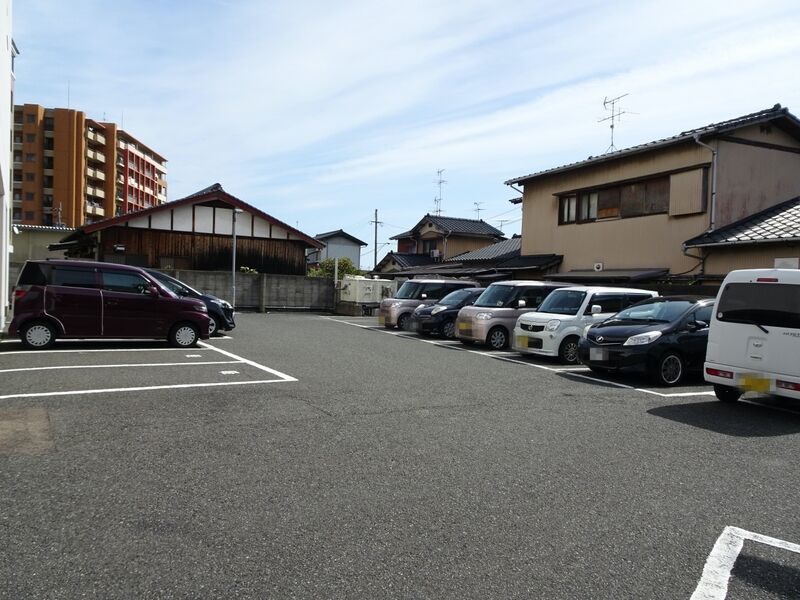 沼紫雲閣 駐車場３