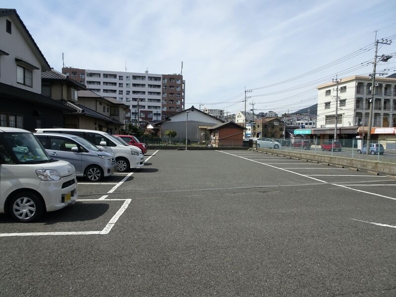 沼紫雲閣 駐車場２