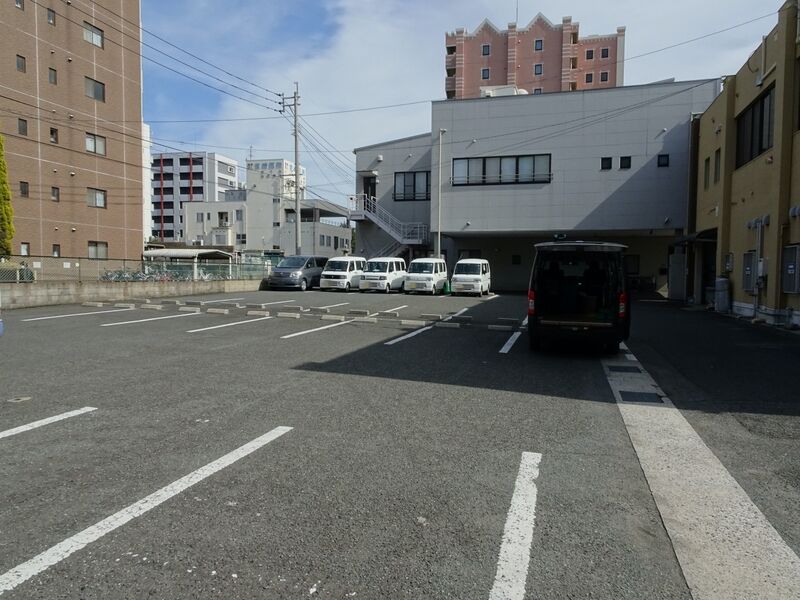 やすらぎ会館小倉斎場 駐車場２