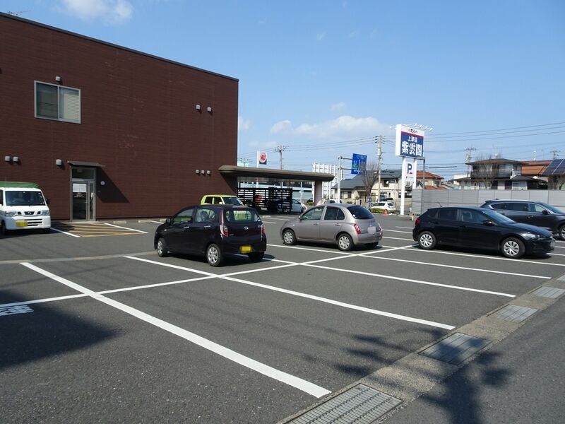 上津役紫雲閣 駐車場２