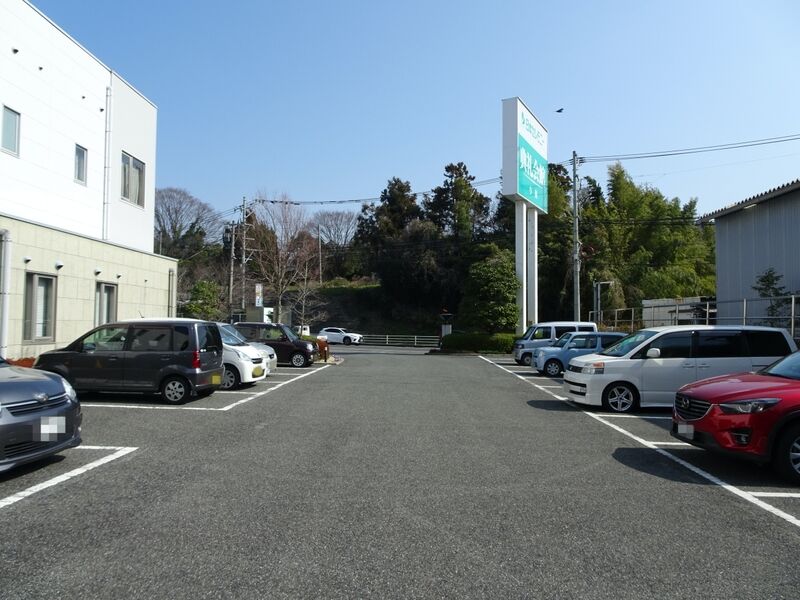 小嶺典礼会館 駐車場１