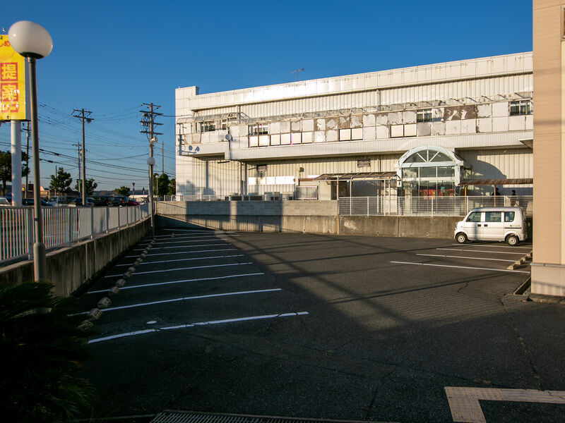 へいあん家族葬ホール たむけ 駐車場