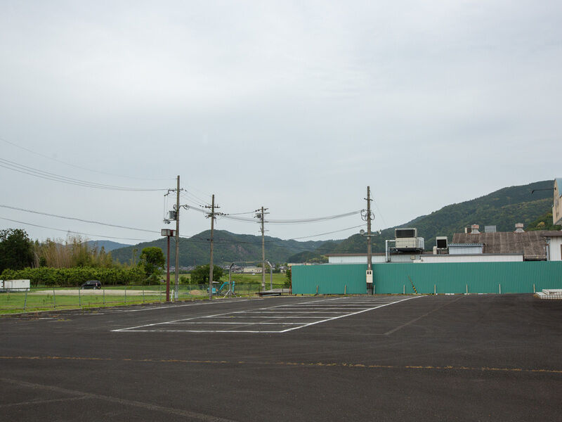 フューネ沙羅春日ホール 駐車場