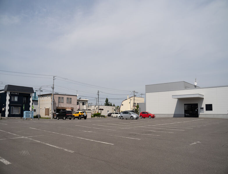 やわらぎ斎場 東光 駐車場1