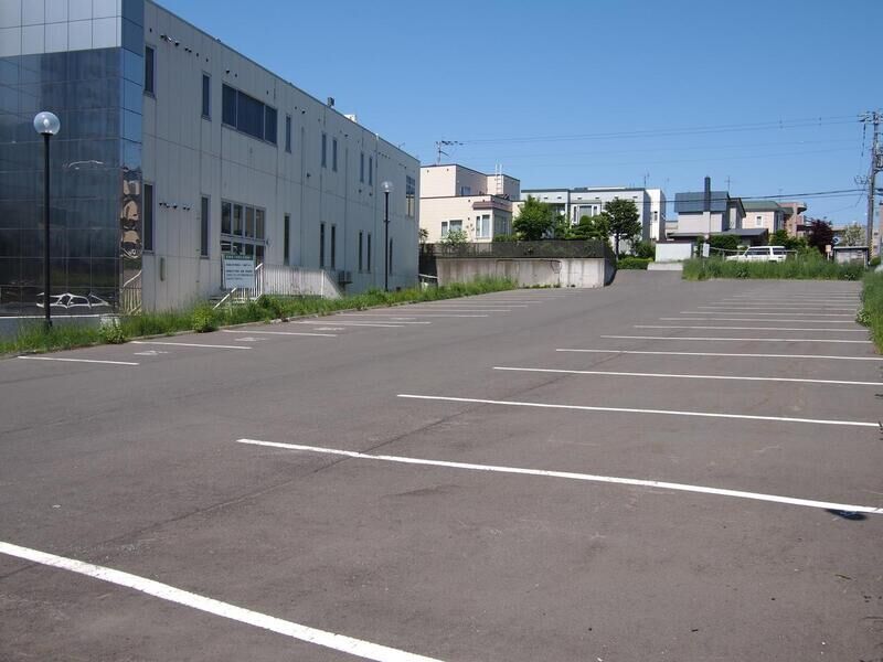 家族葬専用式場はないろ厚別店 駐車場