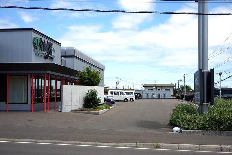 やわらぎ斎場 西野 駐車場