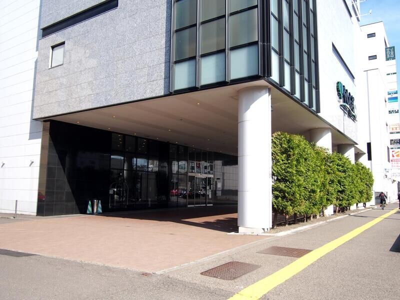 やわらぎ斎場 月寒 入口外観