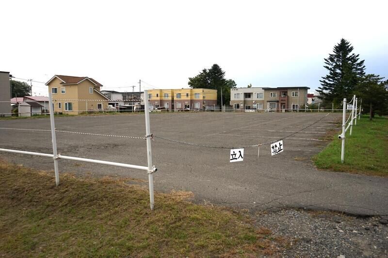 公益社市民斎場 駐車場２