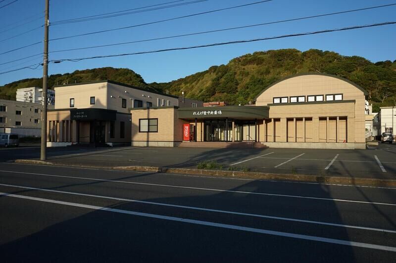 れんげ堂中央斎場 駐車場