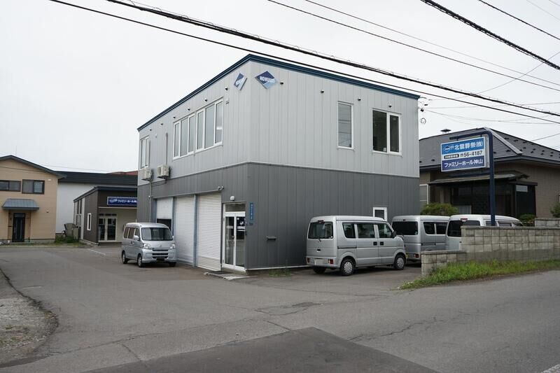 ファミリーホール神山 外観２