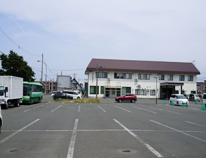 ふらのベルコ会館 駐車場2