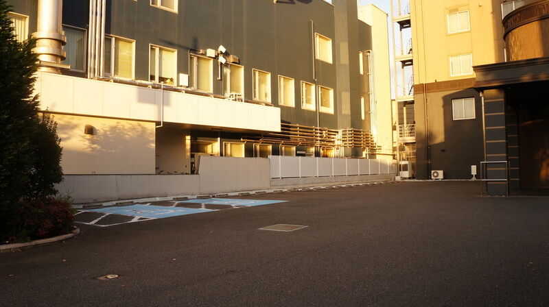 吹上ホール 駐車場1