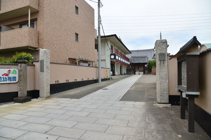春清寺　多目的ホール　阿弥陀堂 入口1