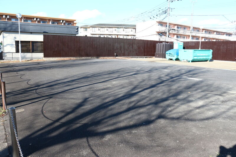 メモリアルホール天久保 駐車場