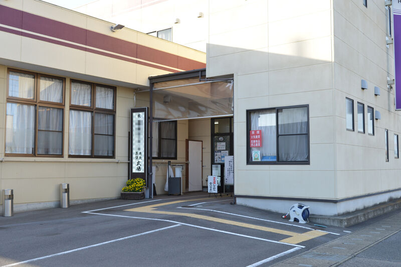 へいせい堂ホール 入り口