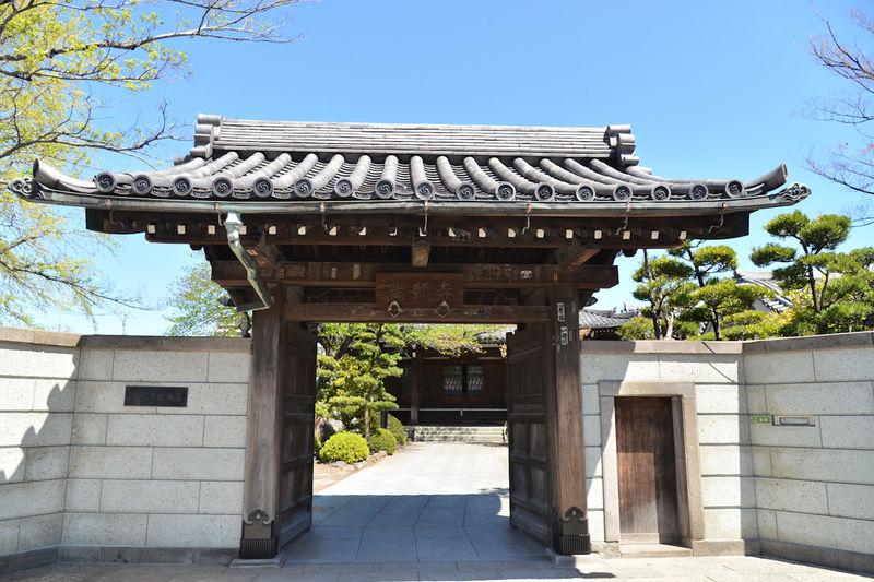 満願寺 入口2