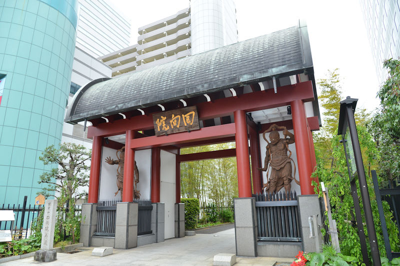 回向院念仏堂 入口1