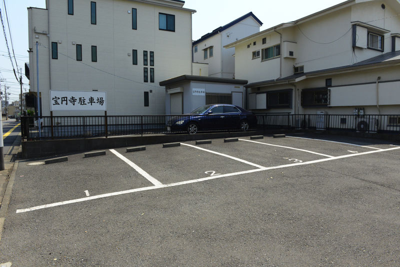 宝円寺樹心閣 駐車場1