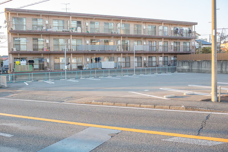 今泉の丘 駐車場２