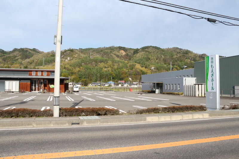 池田もえぎホール 駐車場