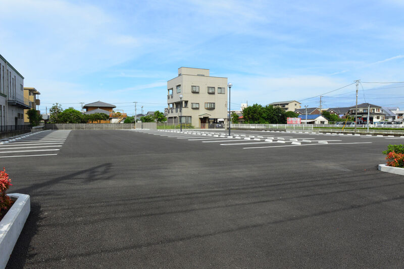 沼津平安典礼会館本館 駐車場