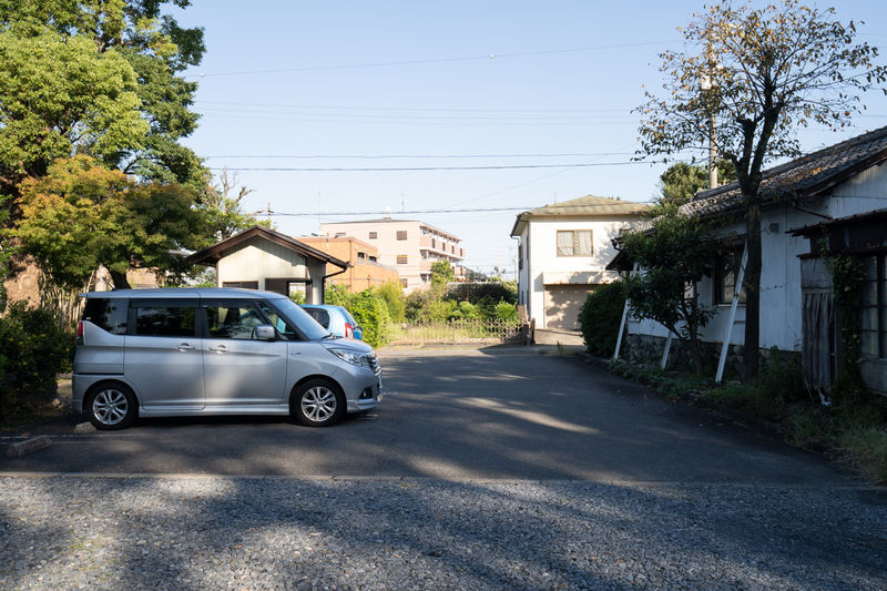 覚王院 駐車場1